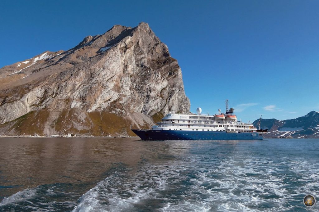 Cruise on the Sea Spirit in Svalbard with Poseidon Expeditions